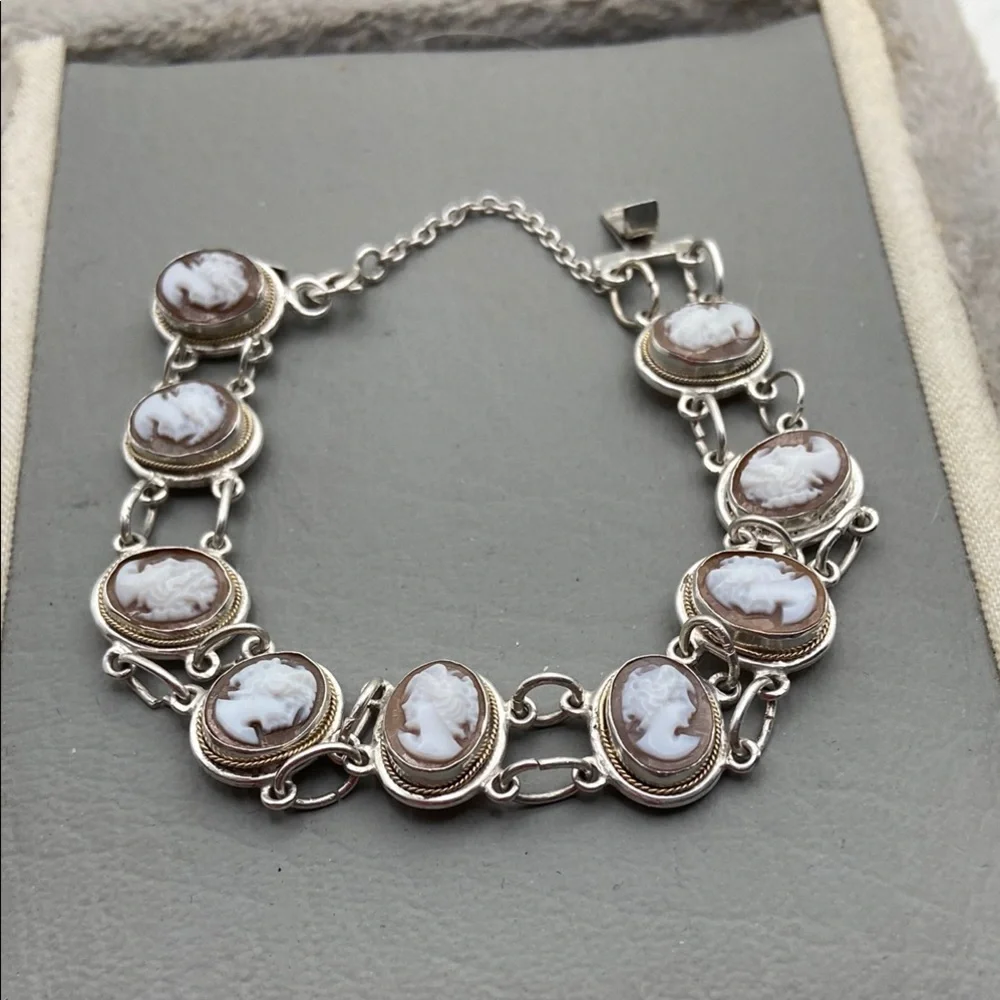 cameo station bracelet - Picture 4 of 4